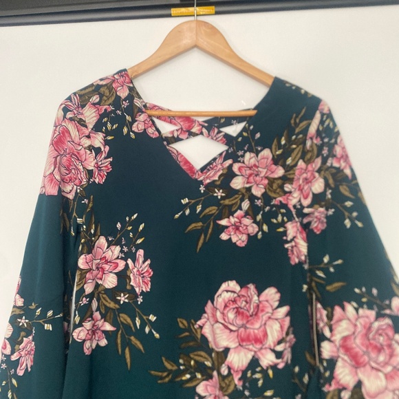 NWT Lulus XS Swing Floral Mini Bell Split Sleeves Dress - Picture 4 of 11